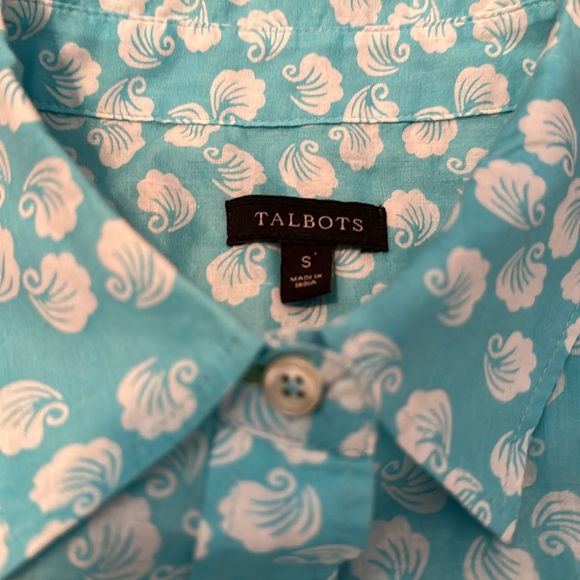 EUC Talbots summer button-down blouse - size small - Picture 5 of 6